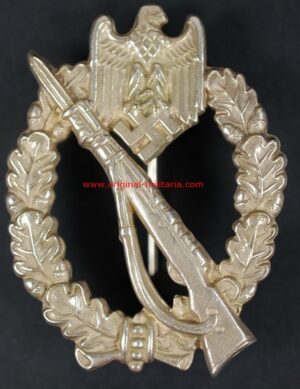 WH/ Distintivo de Asalto de Infantería "R.S"